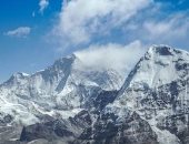 اكتشاف طبقة خفية من الوشاح تحت الهملايا يغيّر نظرية عمرها قرن