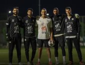 شاهد تحديا من نوع خاص بين على لطفى ومحمد بسام فى منتخب مصر