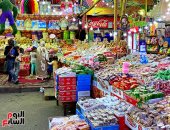 سوق البهجة فى شوارع المحروسة.. حلوى المولد تزين شوارع القاهرة