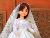 بالخيط والأبرة.. "هناء" بتصمم عرايس المولد بفساتين عصرية وأنيقة