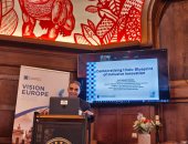 استعراض التجربة المصرية كنموذج رائد فى تطوير البحث العلمى بمؤتمر بروكسل