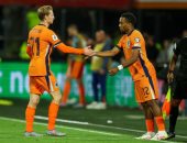 كومان يعلن إصابة دي يونج في مباراة هولندا ضد بولندا