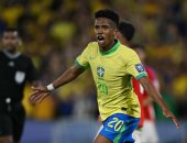 استيفاو يُزاحم بيليه ورونالدو فى قائمة الأساطير مع البرازيل