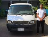 ضبط سائق ميكروباص يسير عكس الاتجاه بالتجمع الخامس