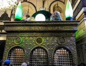 هل زيارة مقامات آل البيت والأولياء بدعة أو شرك ؟.. اعرف رد دار الإفتاء 