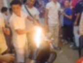 أشعل النار فى دراجته النارية فرحًا بزفاف صديقه بالقليوبية.. والداخلية تتحرك