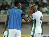 جالاتا سراي يعيد أوسيمين إلى تركيا بطائرة خاصة بعد إصابته مع نيجيريا