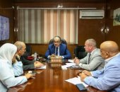 وزير قطاع الأعمال العام يزور شركة السد العالى للمشروعات الكهربائية