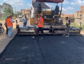 تنفيذ المرحلة الثانية لرصف طريق شنراق السنطة فى الغربية بطول 750م.. صور