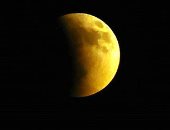 اكتشاف يفسر تكون الصدأ على القمر: الأوكسجين المتسرب من الأرض هو السبب  