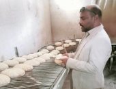 ضبط 1.5 طن دقيق بدون فواتير وتحرير مخالفات فى حملة تموينية ببنها