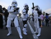 أغرب 8 جمعيات خيرية حول العالم.. فرقة الزومبي وتدريب القرود الأبرز