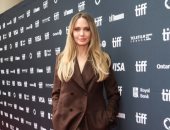 بسبب والدتها.. أنجلينا جولى تنهمر في البكاء داخل مهرجان تورينتو السينمائي