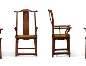 عرض 4 كراسى من القرن السابع عشر للبيع بـ1.8 مليون دولار فى مزاد