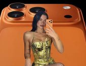دوا ليبا أول من يستخدم iPhone 17 Pro البرتقالى قبل طرحه رسميا