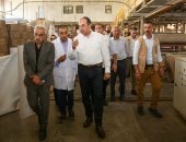 وزير قطاع الأعمال العام في زيارة ميدانية لشركة العبوات والمستلزمات الطبية