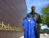 تشيلسي يتعاقد مع مهاجم ستراسبورج رغم إغلاق الميركاتو