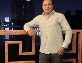 أمانة شاب.. "مصطفى" عثر على 23 ألف دولار بكيس أسود بطوخ وردها لصاحبها 