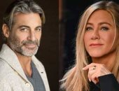 جينيفر أنيستون تخطط لتبني جرو جديد مع حبيبها جيم كيرتس