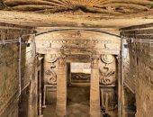 حكاية الكتاكومب بالإسكندرية كنز أثرى فى عروس البحر المتوسط.. أطلق عليه الاسم منذ العصر الروماني.. وحمار سبب اكتشافها فى منطقة كرموز عام 1892م.. وخبير : كنز أثرى كبير يتردد عليه السائحون يوميا.. صور  