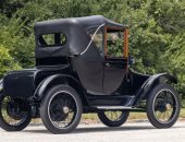 صُنعت عام 1917 خلال الحرب العالمية الأولى.. سيارة كهربائية تاريخية للبيع بمزاد علنى