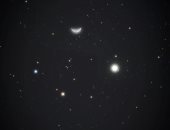 القمر يقترن بالمشترى فجر غدا فى مشهد بديع يشاهد بالعين المجردة