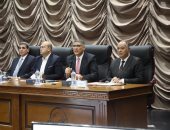 محافظ الجيزة يبحث مع مستثمرى المناطق الصناعية مبادرات بنكية لدعم وتمويل المصانع