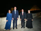 الرئيس السيسي والسيدة قرينته يفتحان أبواب الحضارة المصرية أمام ملك وملكة إسبانيا.. عشاء أمام الأهرامات وجولة تاريخية عند أبو الهول.. الرئيس: الزيارة تمثل دفعة قوية لمسار الشراكة الاستراتيجية بين القاهرة ومدريد