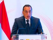 رئيس الوزراء: توجيهات رئاسية بالحفاظ على الحرف والتوسع فيها لخلق فرص عمل