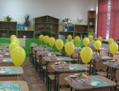 الفصول تتزين بالبلالين والكتب لاستقبال الطلاب غدا فى أول أيام الدراسة.. صور