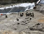 أعمدة جسر روماني عمرها 2000 عام تظهر من جديد من قاع النهر بسويسرا