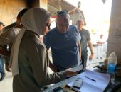 محافظ الوادى الجديد يحيل مسئولى التموين للتحقيق لتلاعب مخبز فى وزن الخبز