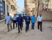 نائب محافظ الجيزة يتفقد مشروعات الرصف فى مدينة البدرشين.. صور