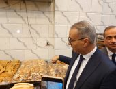 رئيس جهاز حماية المستهلك يضبط منتجات منتهية الصلاحية بالمقطم,, فيديو