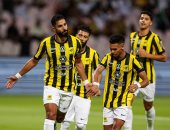 الاتحاد يتأهل لثمن نهائي كأس خادم الحرمين بفوز صعب على الوحدة.. فيديو