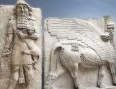 طوله 6 أمتار.. اكتشاف تمثال بهيئة ثور آشورى مجنح فى العراق