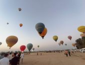 سماء الأقصر تشهد عودة تحليق البالون الطائر بخروج 65 رحلة على متنها 1800 سائح