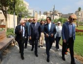 استعدادا لافتتاحها.. محافظ القاهرة يتفقد حديقة الأزبكية بوسط البلد.. صور
