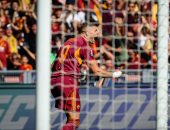 روما ضد هيلاس فيرونا.. "الذئاب" تحسم الشوط الأول بهدف دوفبيك "فيديو"