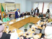 رئيسة المجلس القومي للمرأة توجه بتكثيف العمل لإعداد الكوادر الشبابية