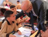 وزير التعليم يتابع مستوى التحصيل الدراسي لطلاب مدارس الغربية
