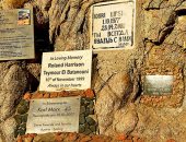 البلو هول في دهب يحتضن لوحات تخلد أسماء غواصين ضحوا من أجل عشقهم للبحر