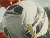 الكشف عن كرة الكلاسيكو بين الريال ضد برشلونة