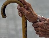 اليوم العالمى للمسنين.. الأمم المتحدة: 2.1 مليار مسن حول العالم بحلول 2050 وسيتجاوز عدد الموليد بعد 55 سنة.. والدستور المصرى ينص على الاهتمام بالمسنين ويضع قانون خاص لرعاية البالغين لسن الشيخوخة