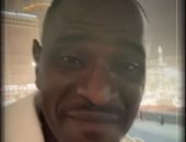 على الغامدى راح الكعبة للدعاء على مديره اللى ظلمه شاف الكعبة دعا له.. فيديو