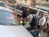 محافظ الجيزة يضبط موتوسيكل يسير عكس الاتجاه أثناء جولة مفاجئة فى شارع فيصل.. فيديو