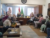 وكيل وزارة الصحة بالفيوم تناقش بروتوكول وزارة الصحة الجديد بعمليات الرمد