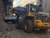 تكثيف حملات النظافة لإزالة تراكمات القمامة والمخلفات بقرى مركز أبوتيج بأسيوط