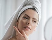 3 وصفات طبيعية لتوحيد لون البشرة والحفاظ على نضارتها