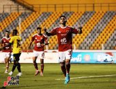 الأهلى يتقدم على كهرباء الإسماعيلية بثنائية فى الشوط الأول.. صور 